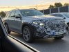 Mercedes-Benz GLS 2027 gespot op Duitse Autobahn: gecamoufleerde SUV trekt de aandacht